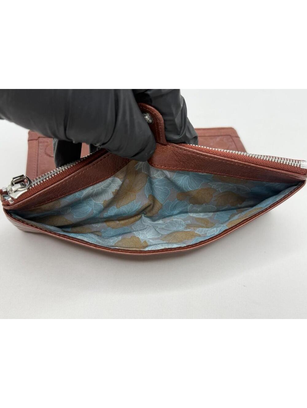 HOBO International TAYLOR Burgundy Leather Magnetic Bi-Fold Clutch Wallet P144 - Picture 10 of 15